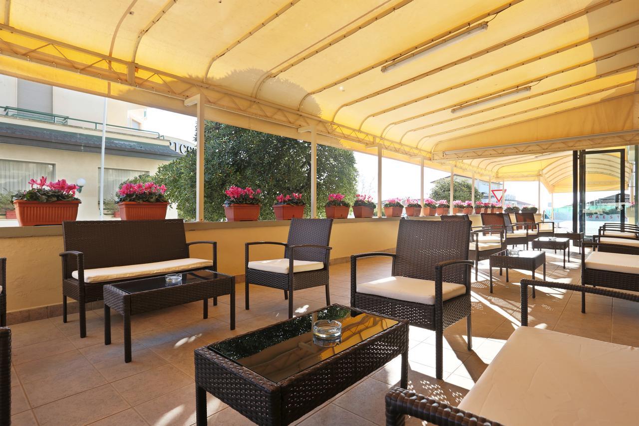 Hotel Brunella Lido di Camaiore Buitenkant foto